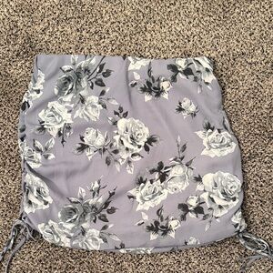 Windsor White and Gray Skirt